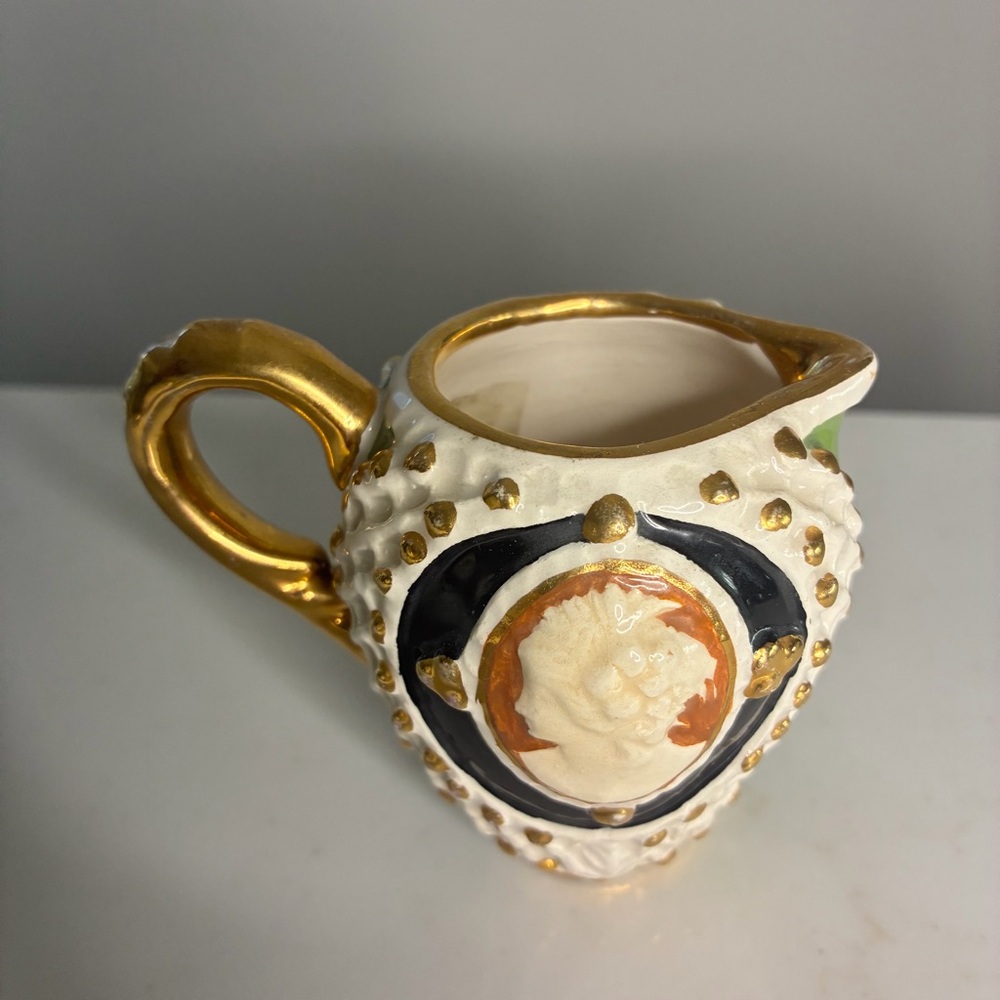 Made in Italy Elegant Gold and Black Ceramic small Pitcher with a flaw - Picture 2 of 9